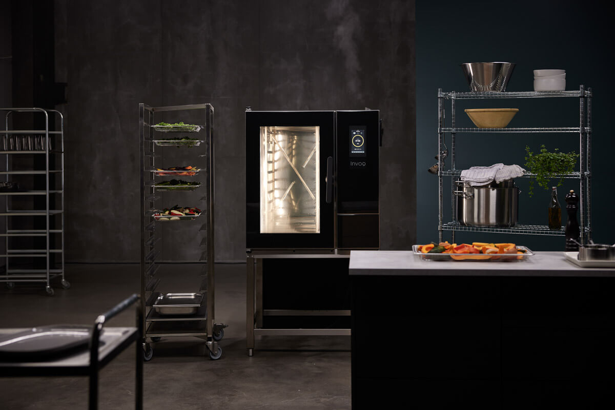 The Rise of Combi Ovens in Indonesian Cuisine: Modern Efficiency Meets Traditional Flavors